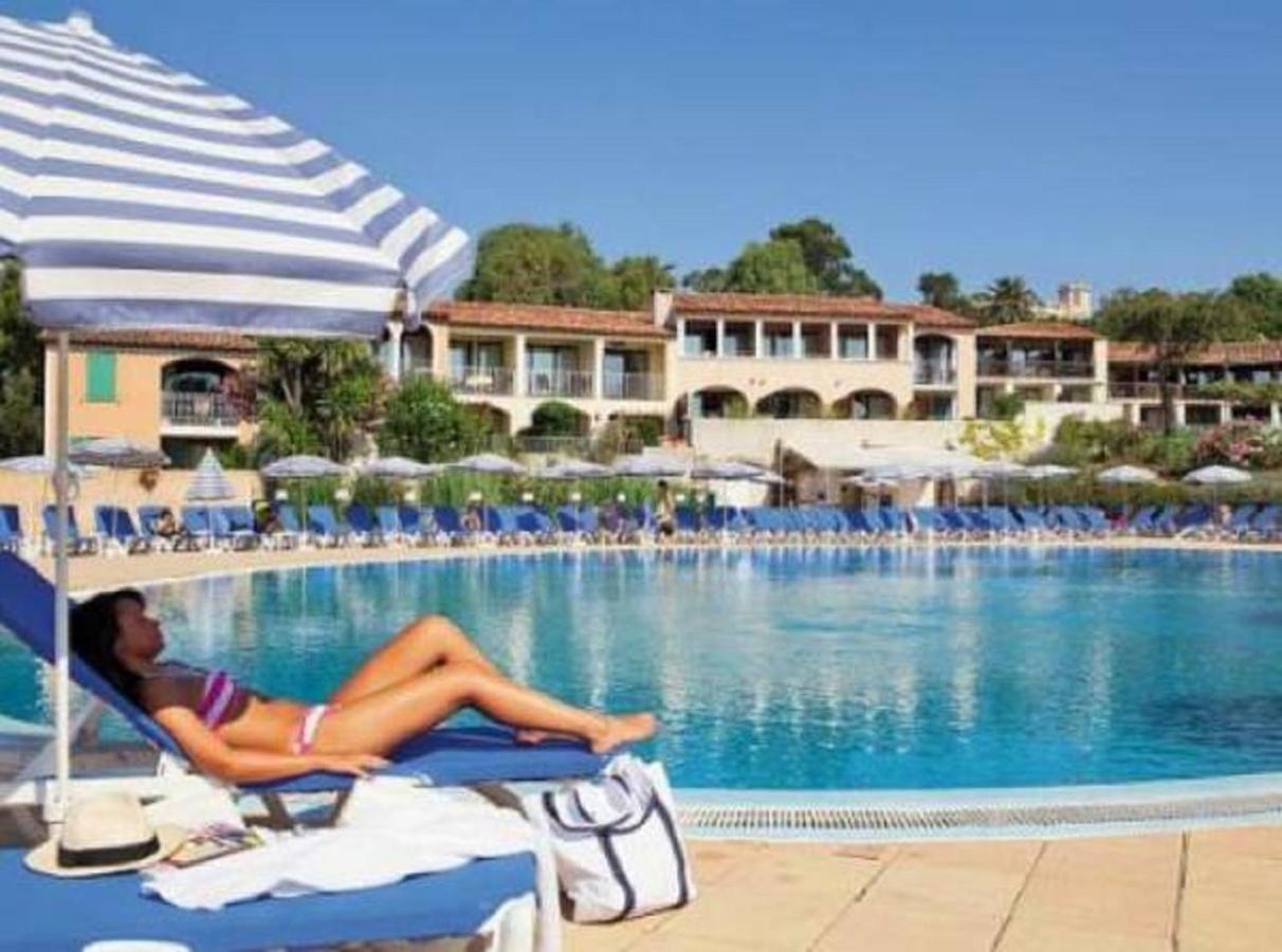 Chez Adriana Studio Vue Mer Avec Piscine Grimaud Εξωτερικό φωτογραφία