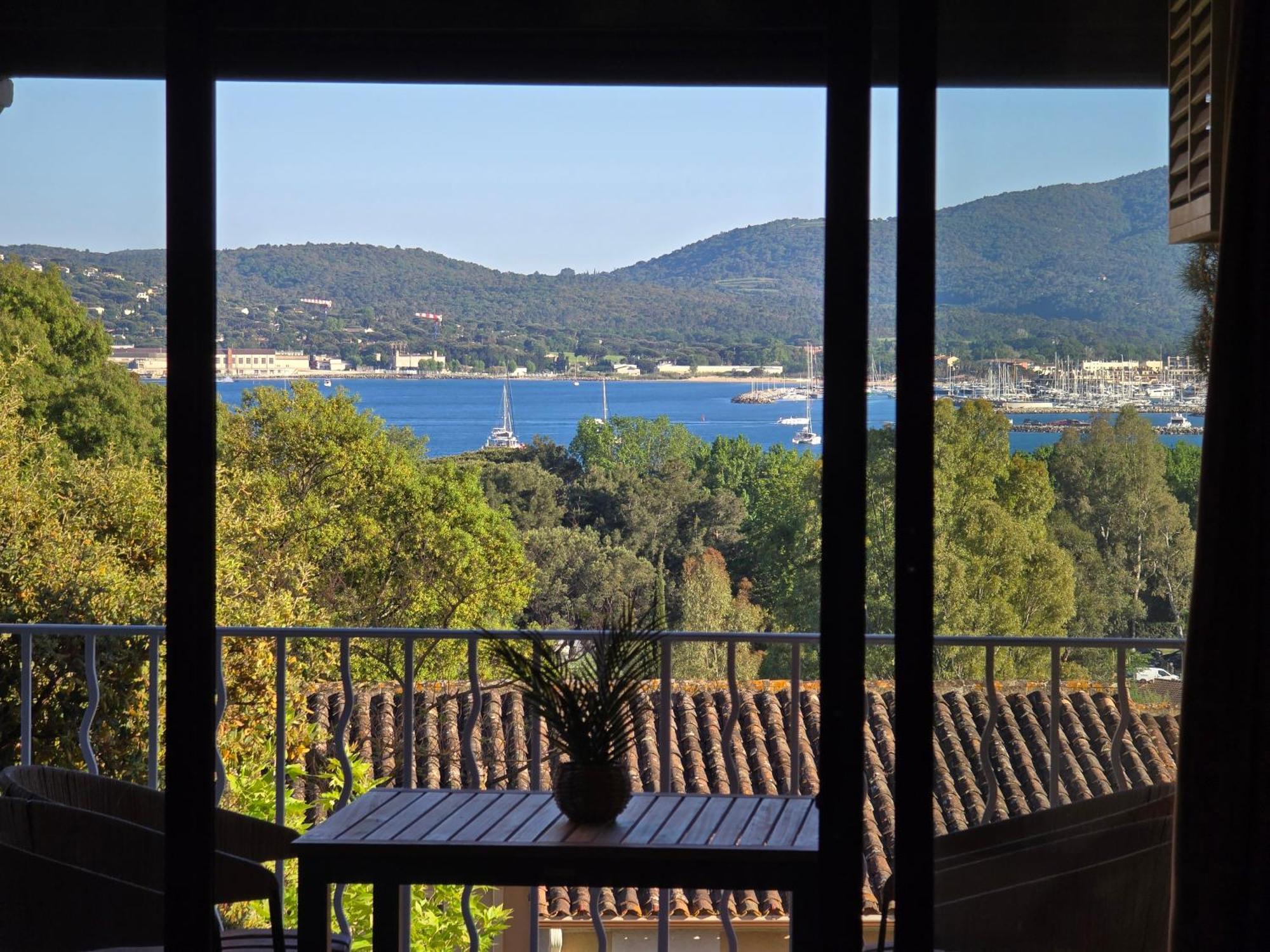 Chez Adriana Studio Vue Mer Avec Piscine Grimaud Εξωτερικό φωτογραφία